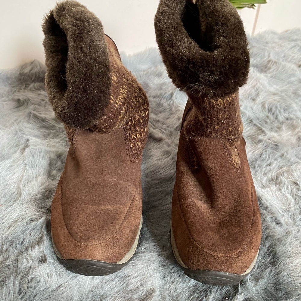 Cozy Brown Women's Boots